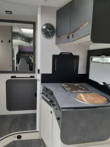 Fahrzeugbild Challenger Teilintegriert 270 Graphite Edition #7