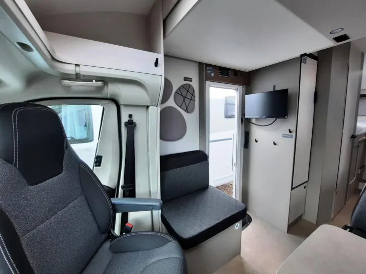 Fahrzeugbild LMC Tracer 730 EL Sale!!!! Sparen Sie 20.326,- € #8