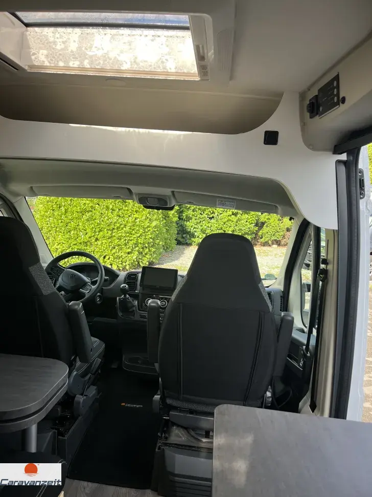 Fahrzeugbild Sunlight Camper Van Cliff 540 Anhängerkupplung #7