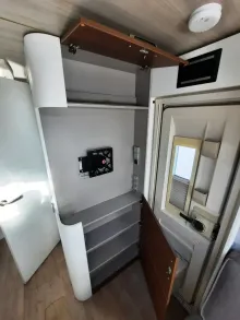 Fahrzeugbild Hymer Eriba Nova 530 Mover, Solar, Combi Heizung #17