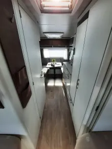 Fahrzeugbild Hymer Eriba Nova 530 Mover, Solar, Combi Heizung #8