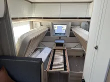 Fahrzeugbild Hobby De Luxe 460 SL Modell 2027; 1500kg #10