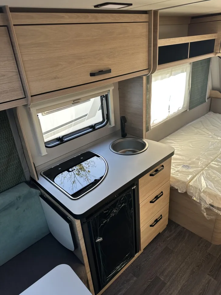 Fahrzeugbild Weinsberg CaraOne 450 FU Steckdosen Plus Paket; Modell 27 #9