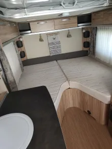 Fahrzeugbild Hymer Eriba Feeling 442 Garagengepflegt #2