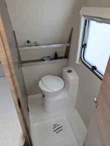 Fahrzeugbild Knaus Sport 450 FU mit Mover #15
