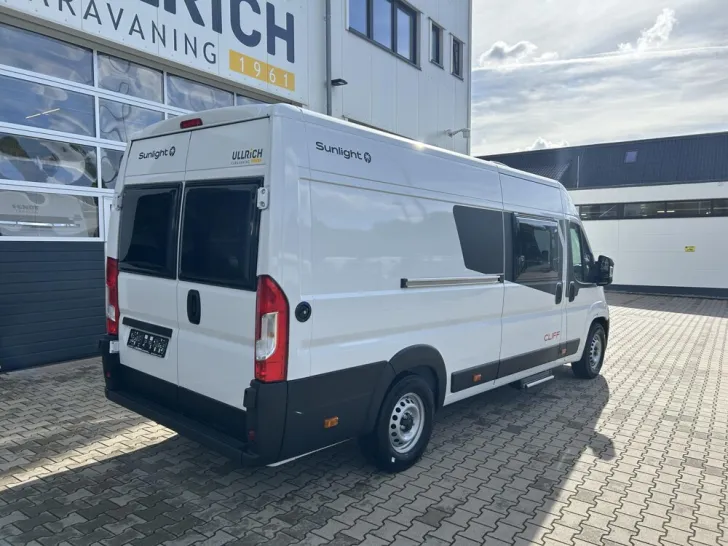 Fahrzeugbild Sunlight Camper Van Cliff 640 #4