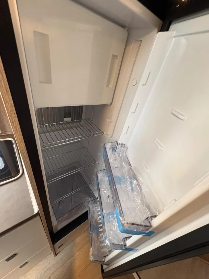 Fahrzeugbild Hobby OnTour C 700 GQ /Automatik/Kingsizebett #18