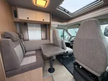 Fahrzeugbild Hobby OnTour C 700 GQ /Automatik/Kingsizebett #9