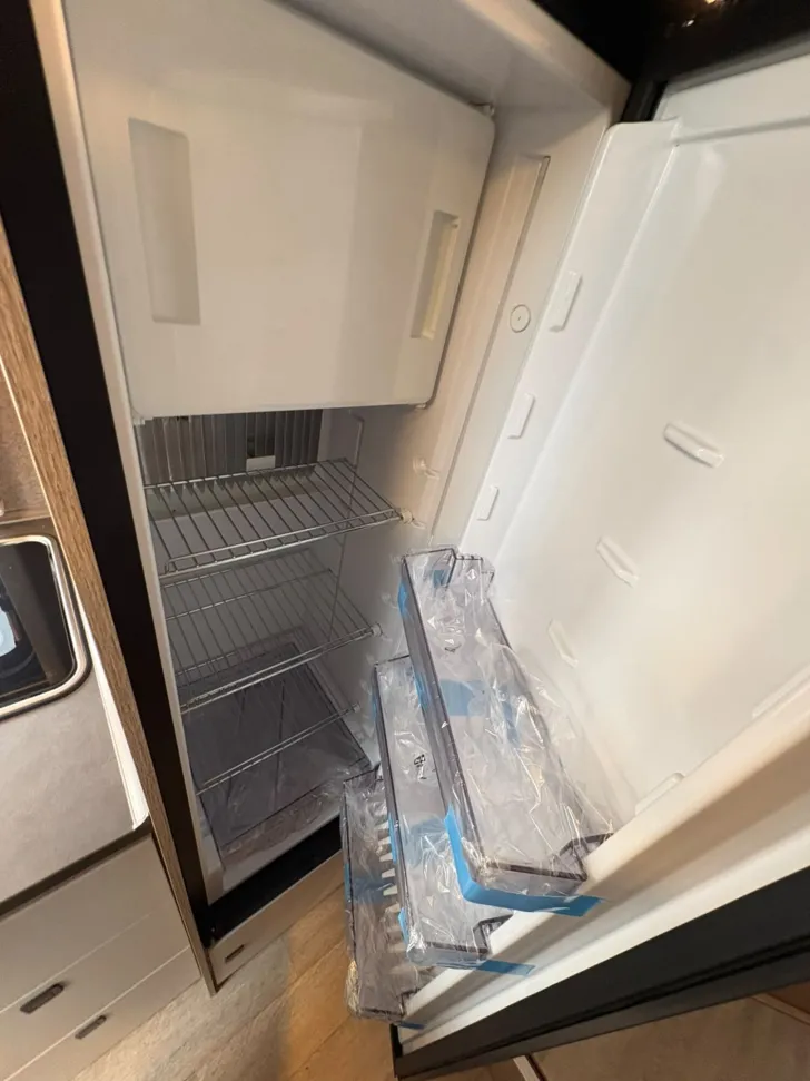 Fahrzeugbild Hobby OnTour C 700 GQ /Automatik/Kingsizebett #24