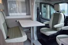 Fahrzeugbild Carado T 338 EDITION27 Lithium, Hubbett, 4 Betten #4