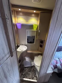 Fahrzeugbild Hymer Eriba Nova Light 442 Längsbetten, Mover,Vorzelt, a #7