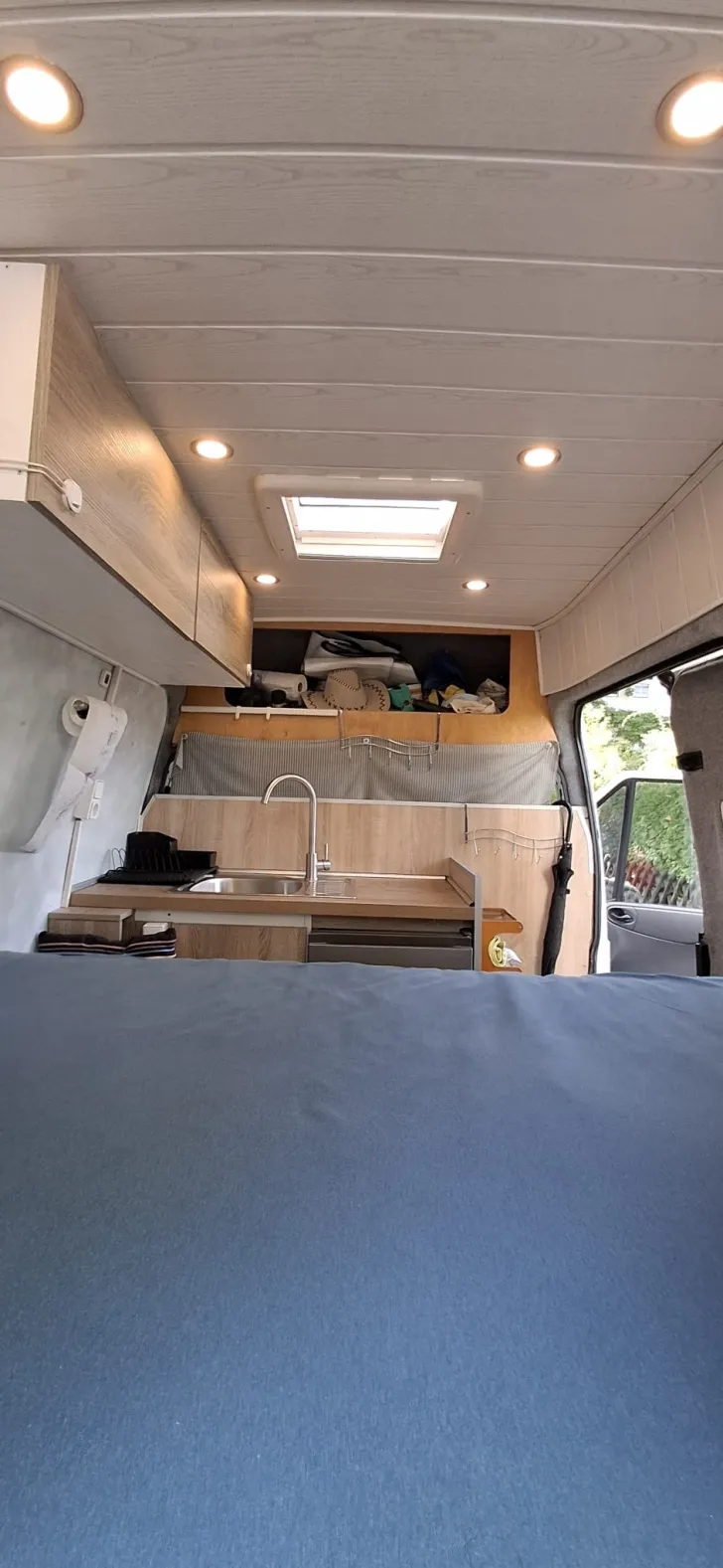 Fahrzeugbild Ford Transit Custom L2 - H2 - 2,0 l Diesel #6
