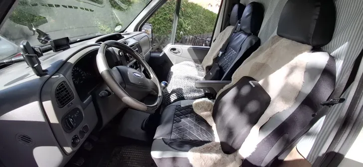 Fahrzeugbild Ford Transit Custom L2 - H2 - 2,0 l Diesel #10