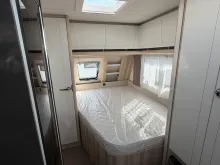 Fahrzeugbild Hobby De Luxe 460 UFe/1.500 kg/sofort verfügbar #6