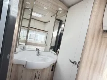 Fahrzeugbild Hobby De Luxe 460 UFe/1.500 kg/sofort verfügbar #11