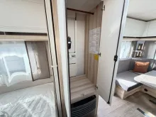 Fahrzeugbild Hobby De Luxe 460 UFe/1.500 kg/sofort verfügbar #14