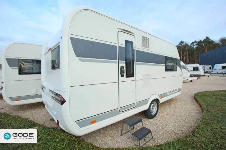Fahrzeugbild Hobby De Luxe 460 SL/1.500 kg/sofort verfügbar #1