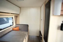 Fahrzeugbild Hobby De Luxe 460 SL/1.500 kg/sofort verfügbar #17