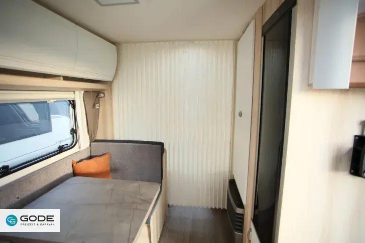 Fahrzeugbild Hobby De Luxe 460 SL/1.500 kg/sofort verfügbar #17