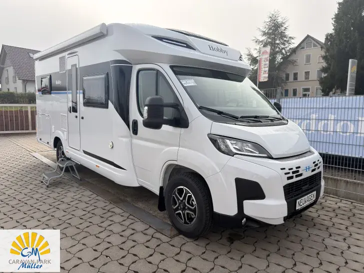 Fahrzeugbild Hobby ONTOUR T 700 F Model 227 #1