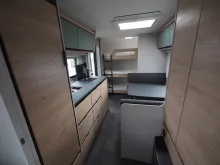 Fahrzeugbild Dethleffs Camper 530 FSK, 3er Stockbett, Hausmesse #11