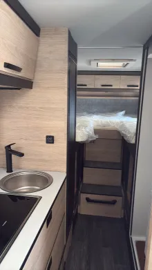 Sicht vorne-hinten Weinsberg CaraCompact EDITION PEPPER 600 MEG Sofort verfügbar