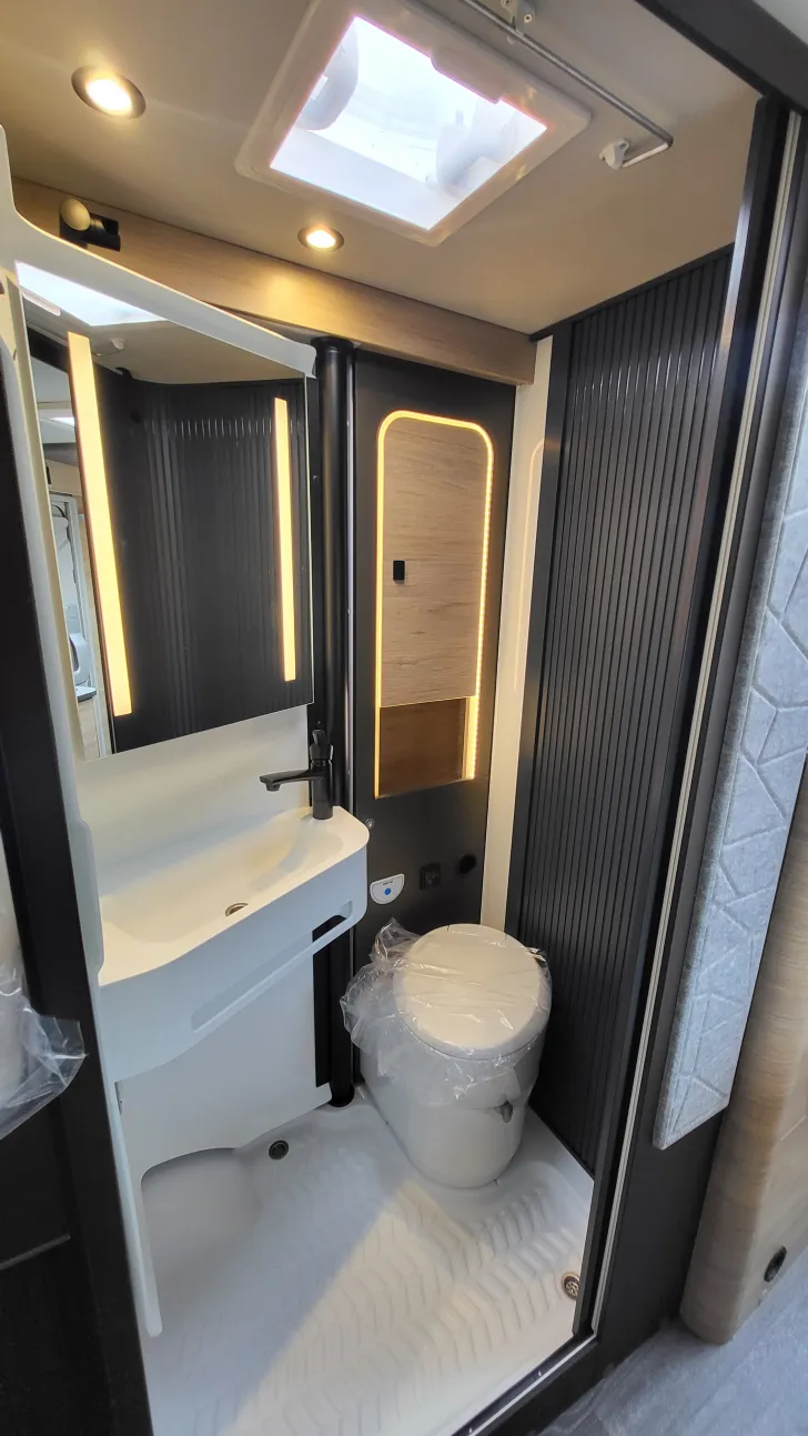Toilette Weinsberg CaraCompact EDITION PEPPER 600 MEG Automatik 2027