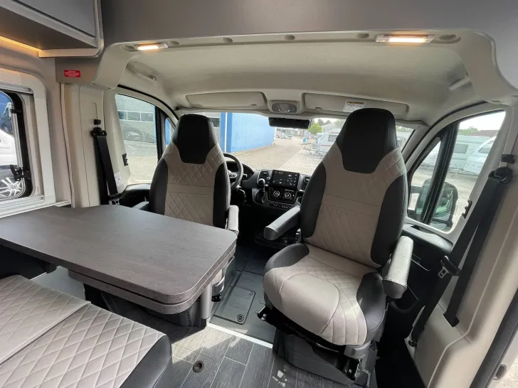 Fahrzeugbild Weinsberg CaraBus GREY 600 ME EDITION [FIRE] MJ2026 #20