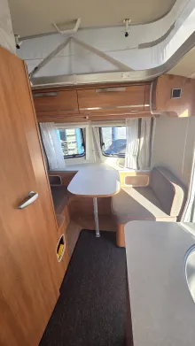 Fahrzeugbild Hymer Eriba Touring Triton 430 mit Mover #3