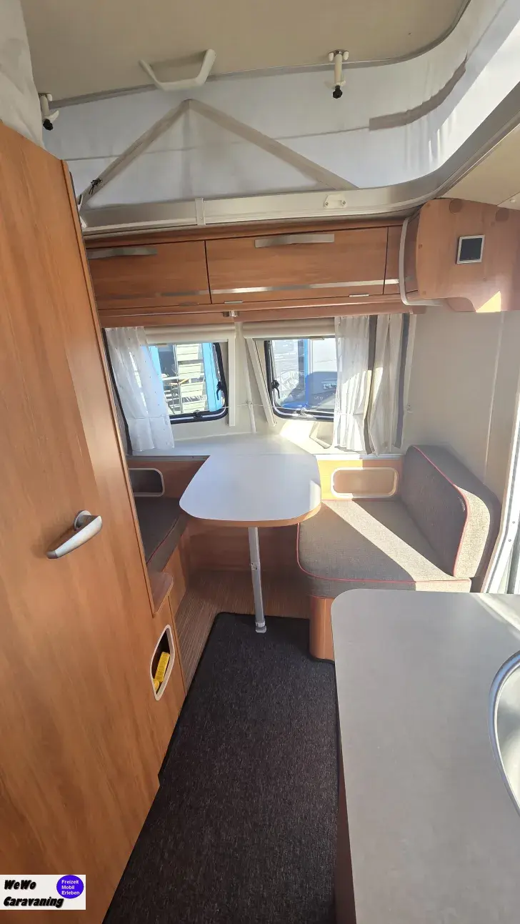 Fahrzeugbild Hymer Eriba Touring Triton 430 mit Mover #3