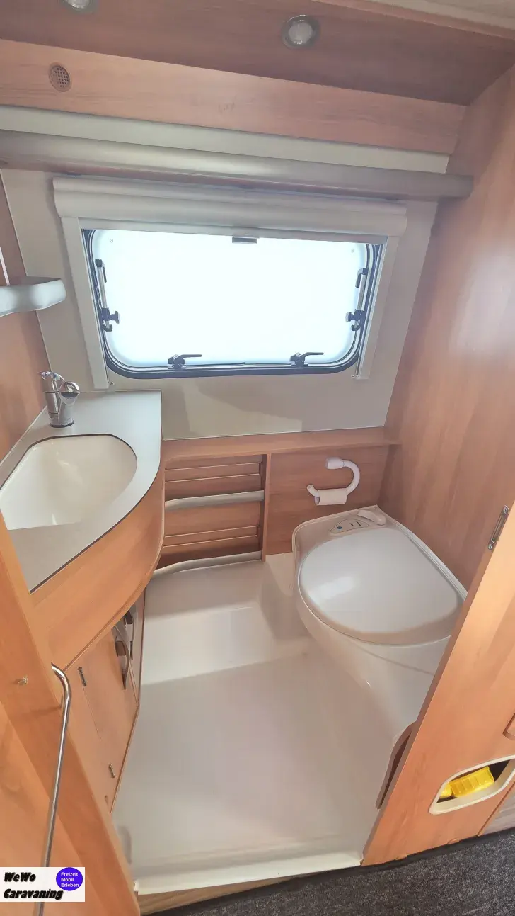 Fahrzeugbild Hymer Eriba Touring Triton 430 mit Mover #14