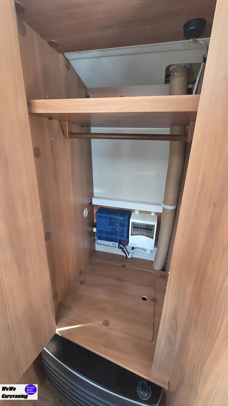 Fahrzeugbild Hymer Eriba Touring Triton 430 mit Mover #12