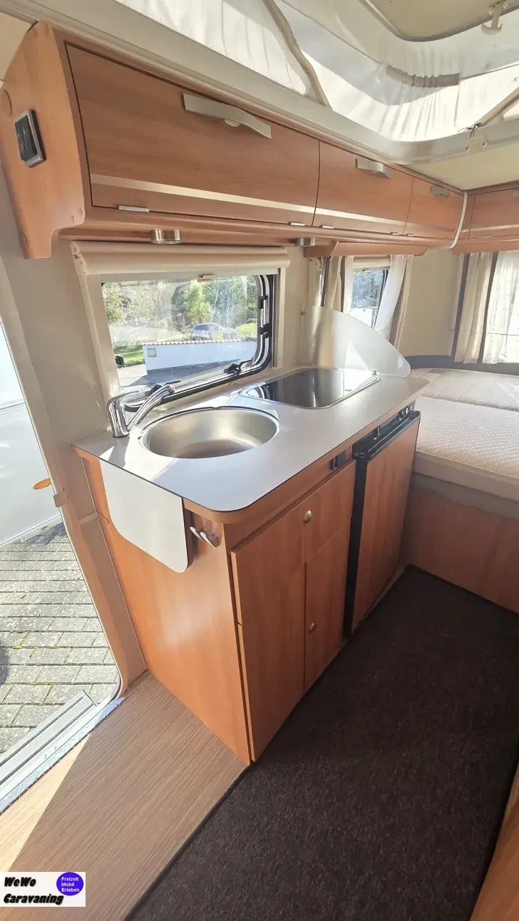 Fahrzeugbild Hymer Eriba Touring Triton 430 mit Mover #5