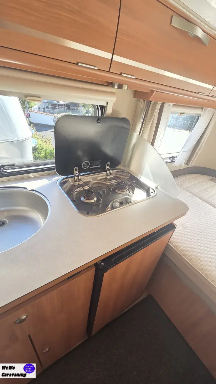 Fahrzeugbild Hymer Eriba Touring Triton 430 mit Mover #8
