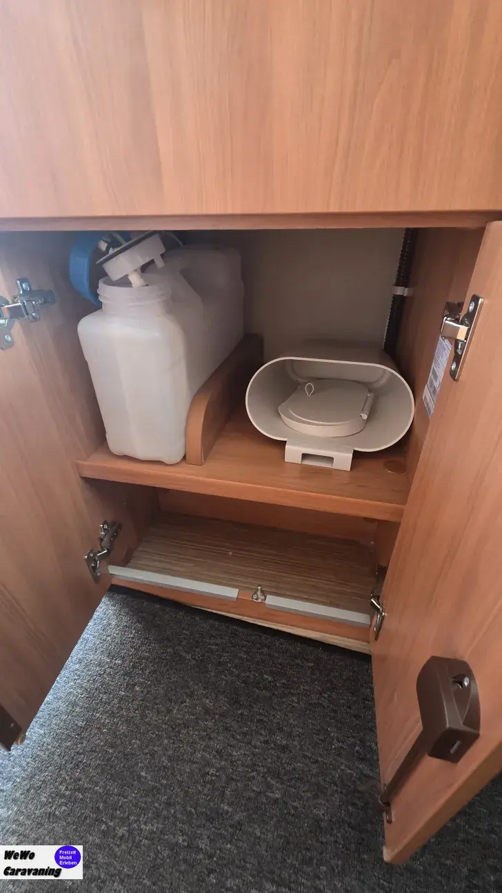 Fahrzeugbild Hymer Eriba Touring Triton 430 mit Mover #15