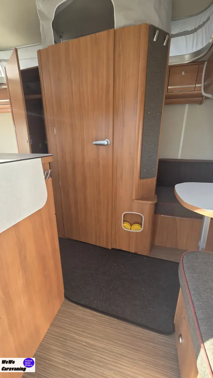 Fahrzeugbild Hymer Eriba Touring Triton 430 mit Mover #11