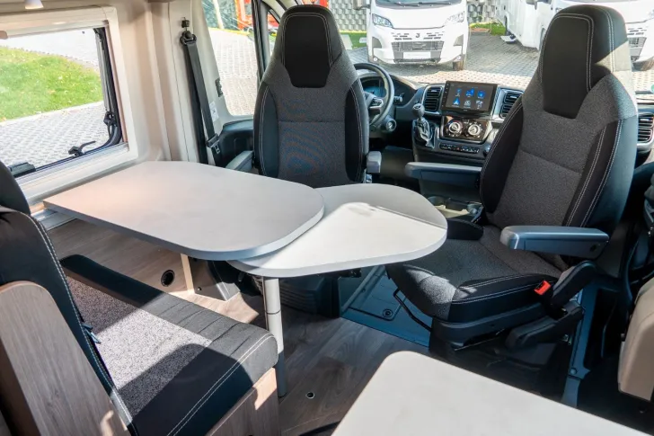 Fahrzeugbild Carado Capron CVE 600 *Markise*RFK*Fahrradträg*Isofix* #12