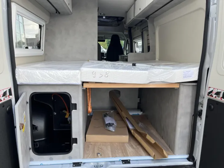 Fahrzeugbild Crosscamp ELMNT 6.0 DS Peugeot #11