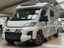 Fahrzeugbild LMC Cruiser 740 EL 8G Auto #3