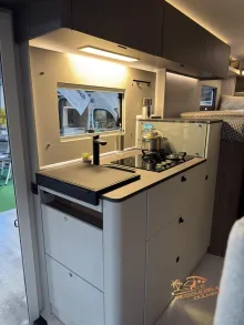 Fahrzeugbild LMC Cruiser 740 EL 8G Auto #10