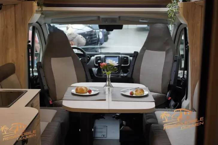 Fahrzeugbild Eura Mobil Profila T 720 EF #11