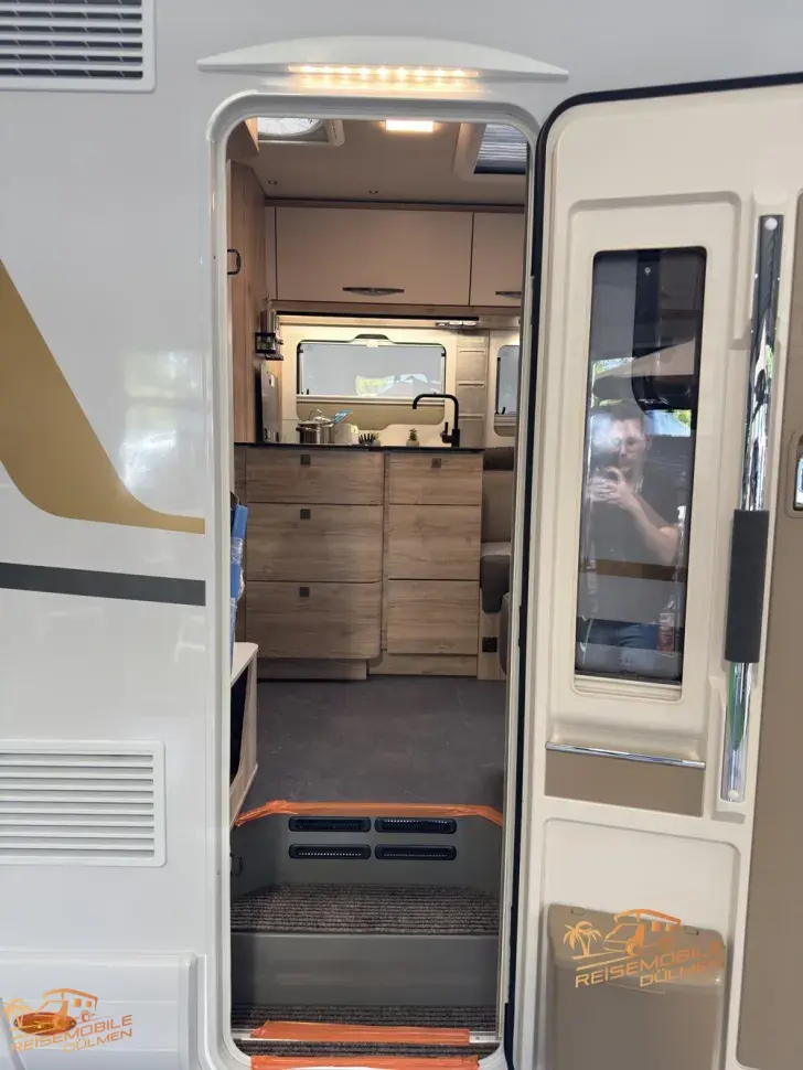 Fahrzeugbild Eura Mobil Profila T 720 EF #15