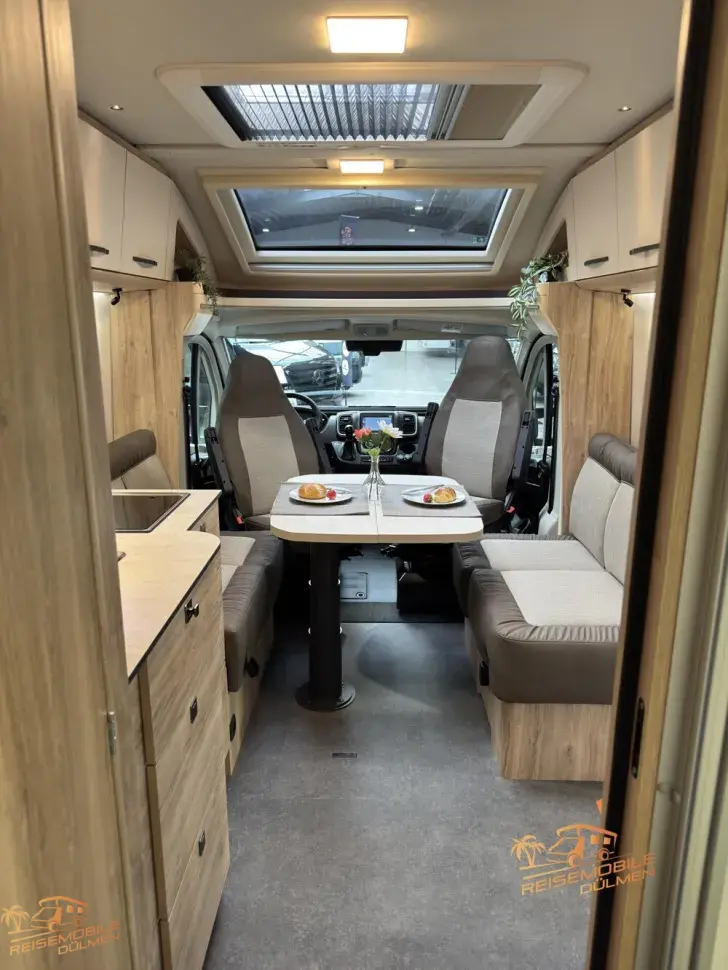 Fahrzeugbild Eura Mobil Profila T 720 EF #28
