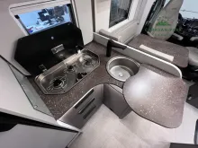 Fahrzeugbild Bürstner B66 TD 690 #14