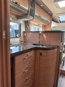 Fahrzeugbild Knaus Sky Ti 700 MEG Hundeumbau #13