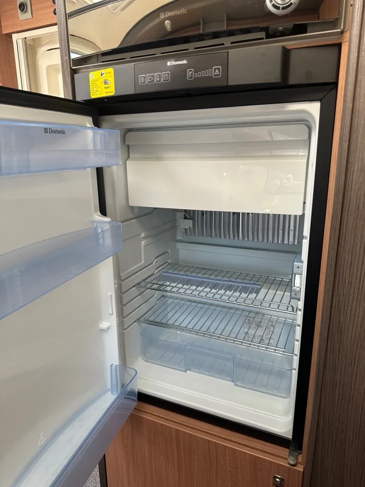 Fahrzeugbild Knaus Sky Ti 700 MEG Hundeumbau #15