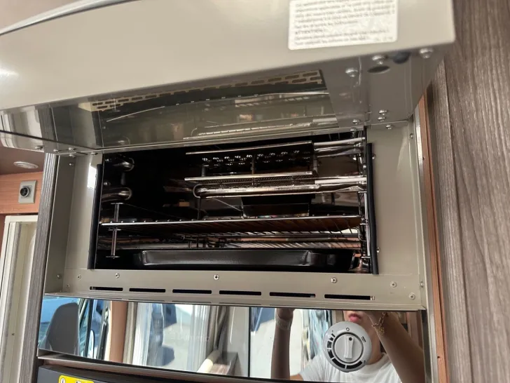 Fahrzeugbild Knaus Sky Ti 700 MEG Hundeumbau #16
