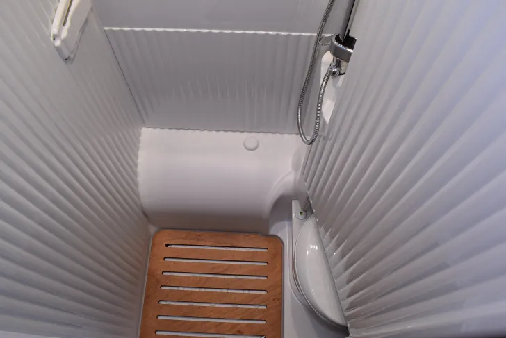 Fahrzeugbild Carado VAN V 132 Pro+ Lithium, ACC, Combi 6E, ab Nov #19