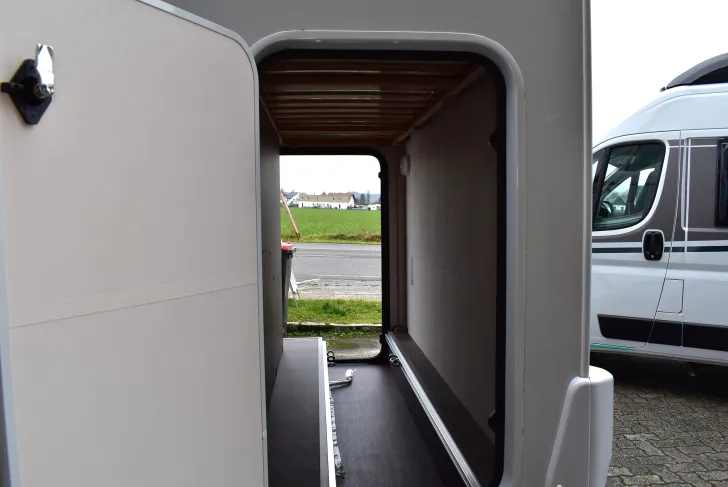 Fahrzeugbild Carado VAN V 132 Pro+ Lithium, ACC, Combi 6E, ab Nov #33