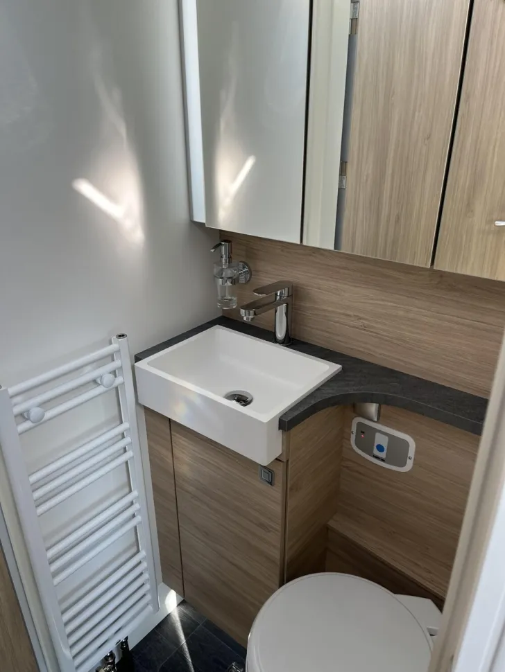 Fahrzeugbild Frankia Platin I 7400 Plus Pure 5,5 t #21